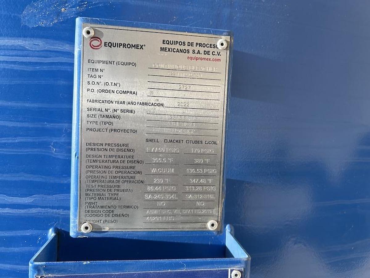 Used Reactor, 20,000 Gallon, 304L Stainless Steel, Equipromex, Vertical, Continuous Bleacher, 50 PSI/FV, 316L SS Coil, Agitated, Unused, #5991586