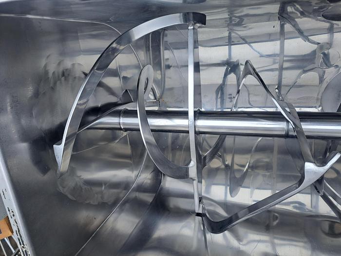 Used Mixer, Ribbon, 35 Cubic Feet, Stainless Steel, 15 HP, Double #5554503