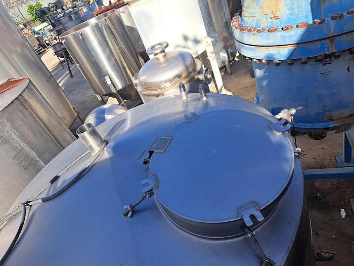 Used Tank, 600 Gallon, S/st, 60" x 49", CT/CB, Agit, Sngl Wall #S741261