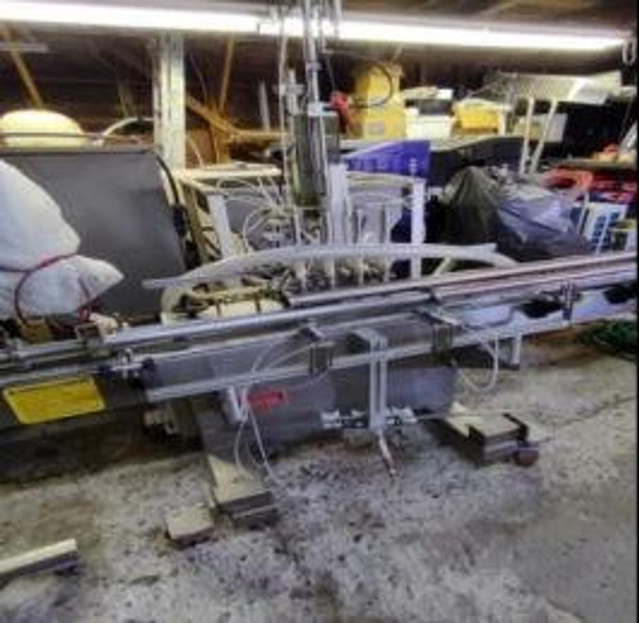 Used Filler, Piston, 4-Head, Stainless Steel, Semi-Automatic, 1.5 Gallon, #5991651