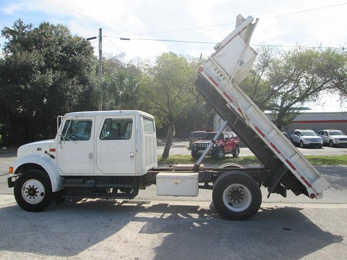 Used 2001 International 4700 Dump Truck
