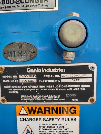 Used GENIE SCISSOR ARTICULATING BOOM LIFT MDL Z30/20N