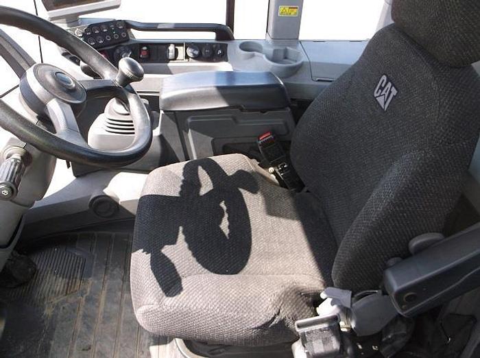 Used 2014 CATERPILLAR 938K