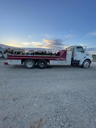 Used Item 0560 : 2004 Sterling Support Truck (4x6)