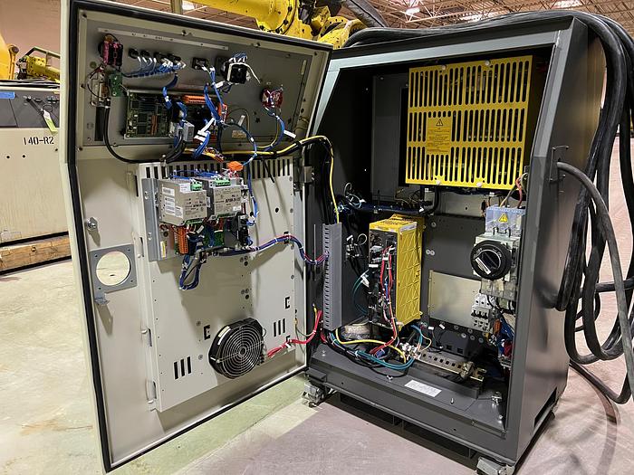 Used LOW-HOUR 2014 FANUC R2000IB/185L, CLEANED AND TESTED