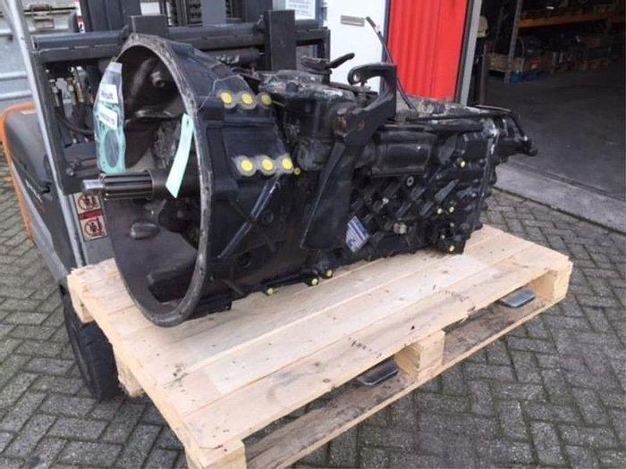 Used Renault ZF 16S2220 TD