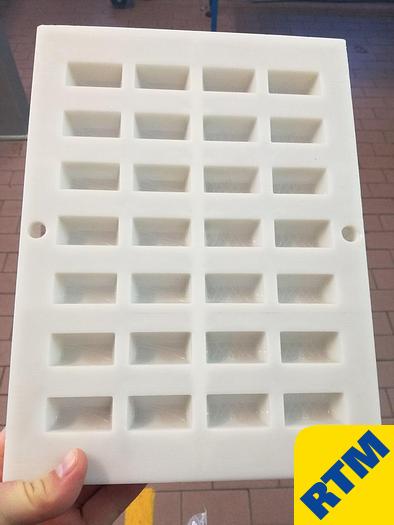 Used Frozen Cone Chocolate Moulding Line