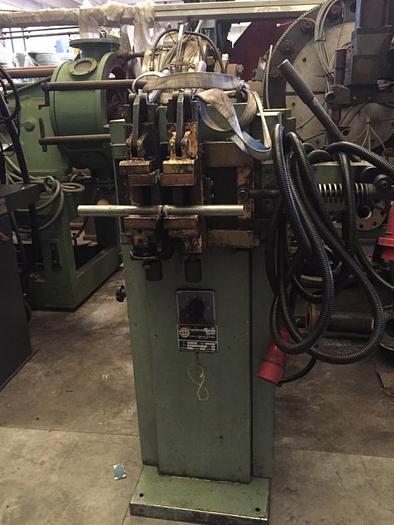 Usato PUNTATRICE (8) CEA SALDA TUBI/ PROFILATI