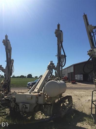 Used 1988 Ingersoll-Rand ECM350 Air Trac Drill & 850 cfm Air Compressor