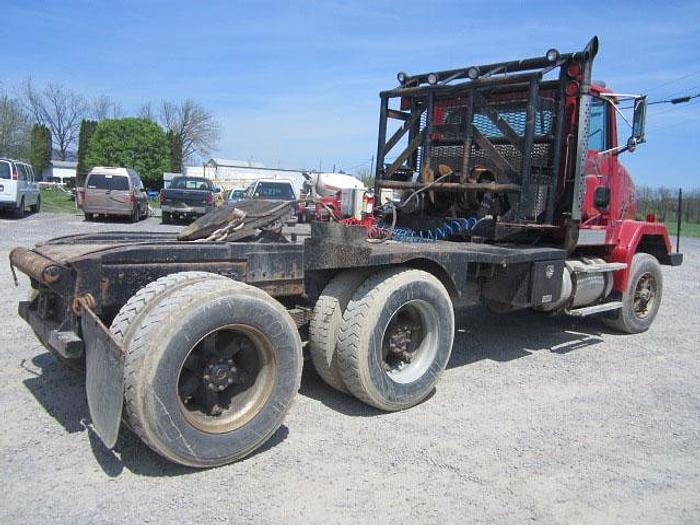 Used 1990 GMC Autocar Winch truck