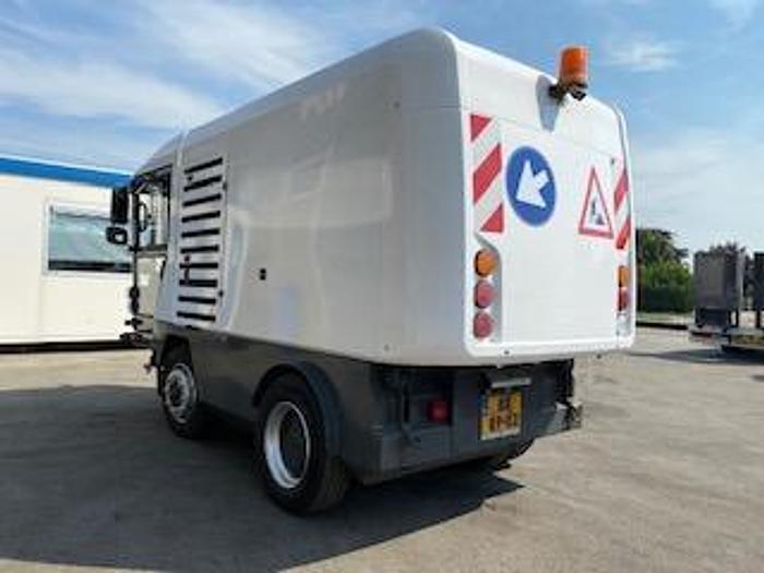 Gebruikt 2010 Ravo 580STH