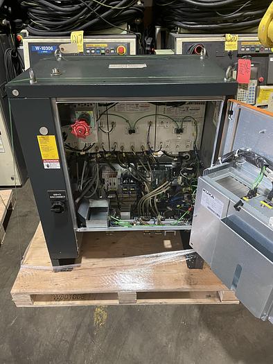 Used KUKA KR 16 L6-2 6 AXIS ROBOT 6KG X 1911MM H-REACH WITH KRC4 CONTROLLER