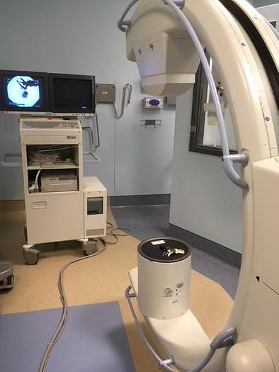 Used C-shaped Siemens ISO C 3D 2004