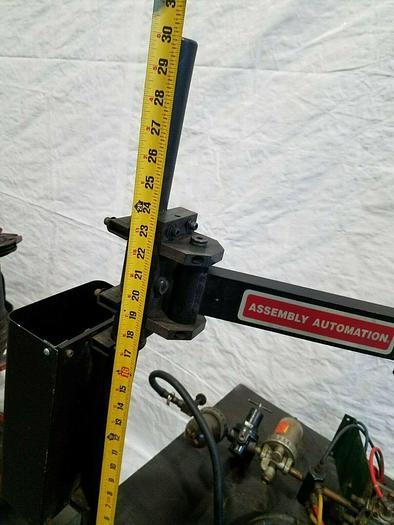 Used Assembly Automation Automatic Screwing Fastening Device with Ergonomic Arm