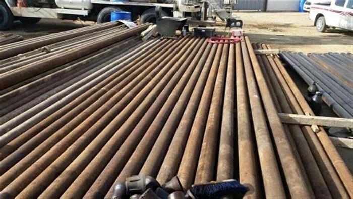 Used T4 Style Drill Pipe (25' x 4-1/2)
