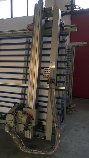 Usato SEZIONATRICE VERTICALE GMC KGS 630 S