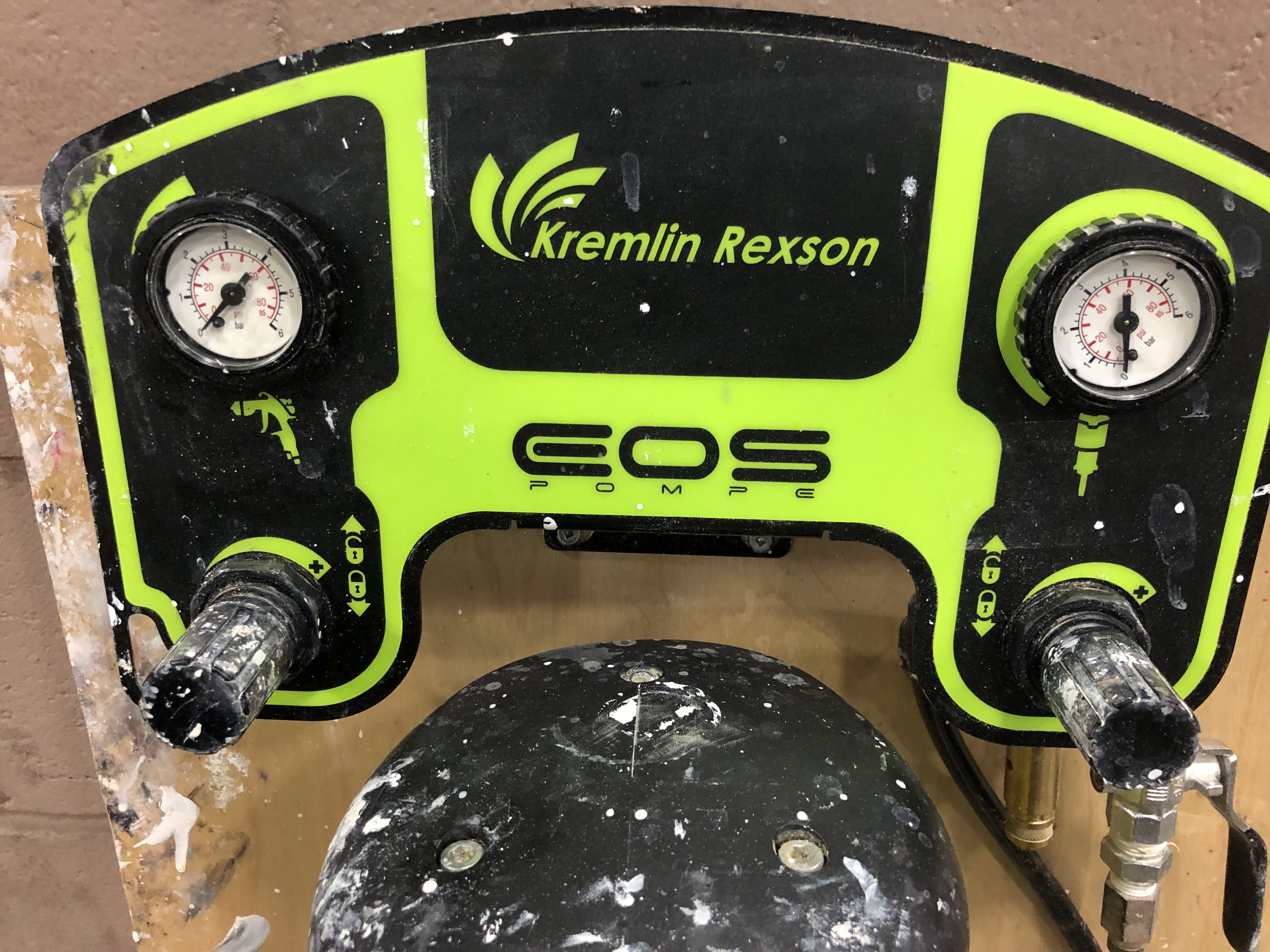 Used 2011 Kremlin Rexson EOS