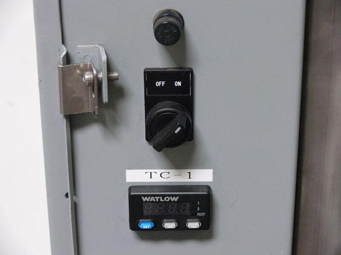 Used Enclosure with 2 Carlo Gavazzi RA4890HA12, Micron B100MBT713XK / Controller