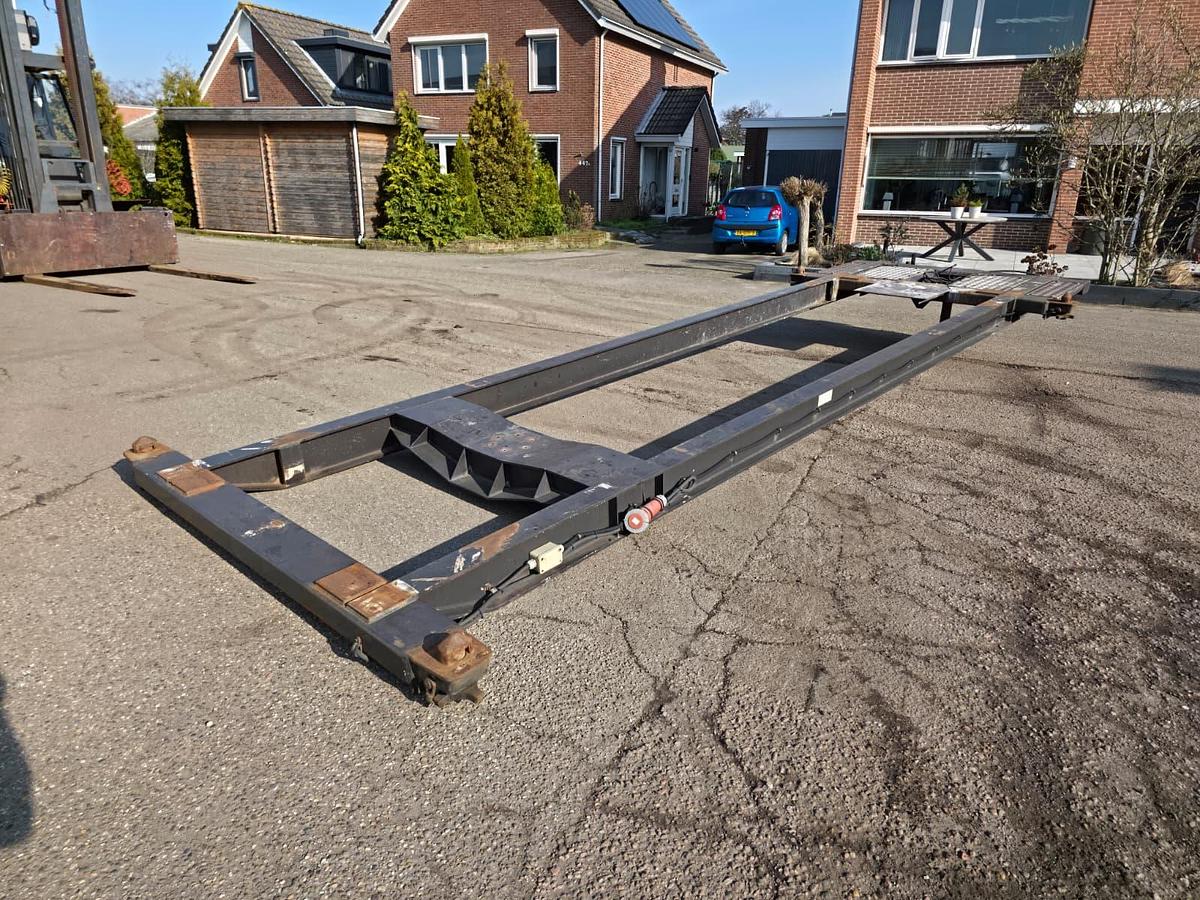 Gebruikt 2002 onbekend 20 foot tipper frame