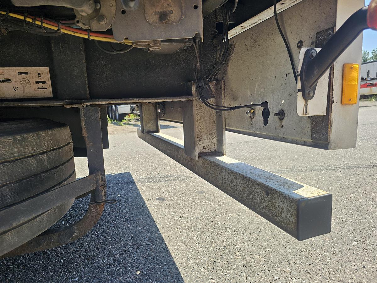 Gebruikt 2004 PACTON T3 001 /3 axle curtainsider /saf disc/ apk tuv/13-03-2027.