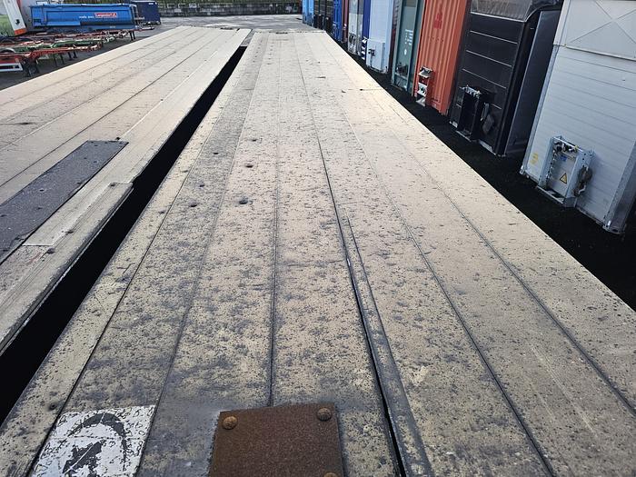 Used 2009 A.J.K OP 17-27/22.5 | Steel tipper \ steel chassis/box.| holland trailer.