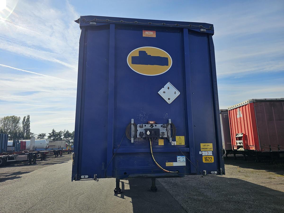 Used 2013 PACTON TBD.122 | SINGLE STEERING AXLE |UNDER SLIDING LOADING LIFT + BATTERIES| DAF DISC| APK /TUV 17-01-2025