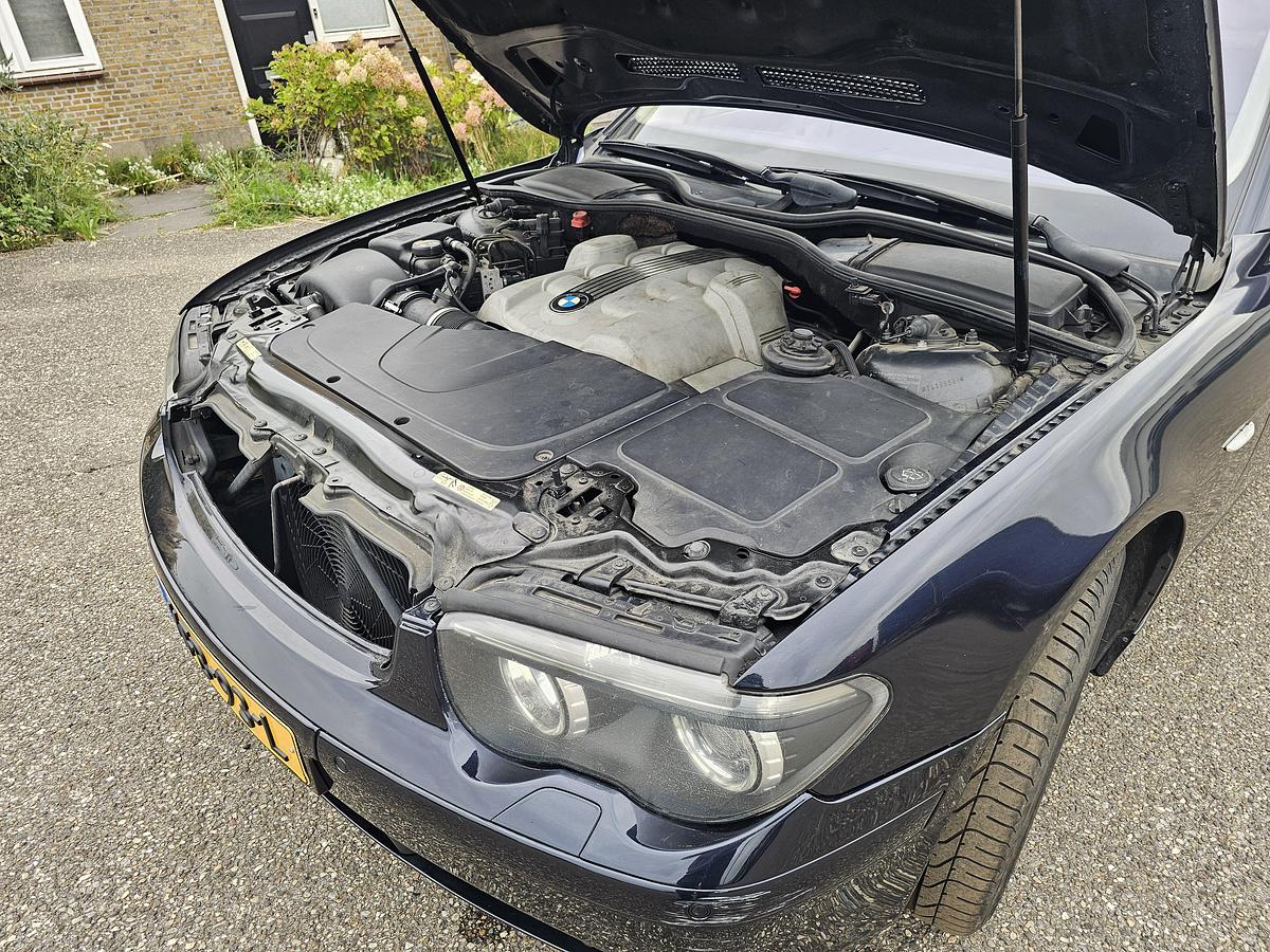 Gebruikt 2002 BMW 745I /SEDAN/ 328000 KM.