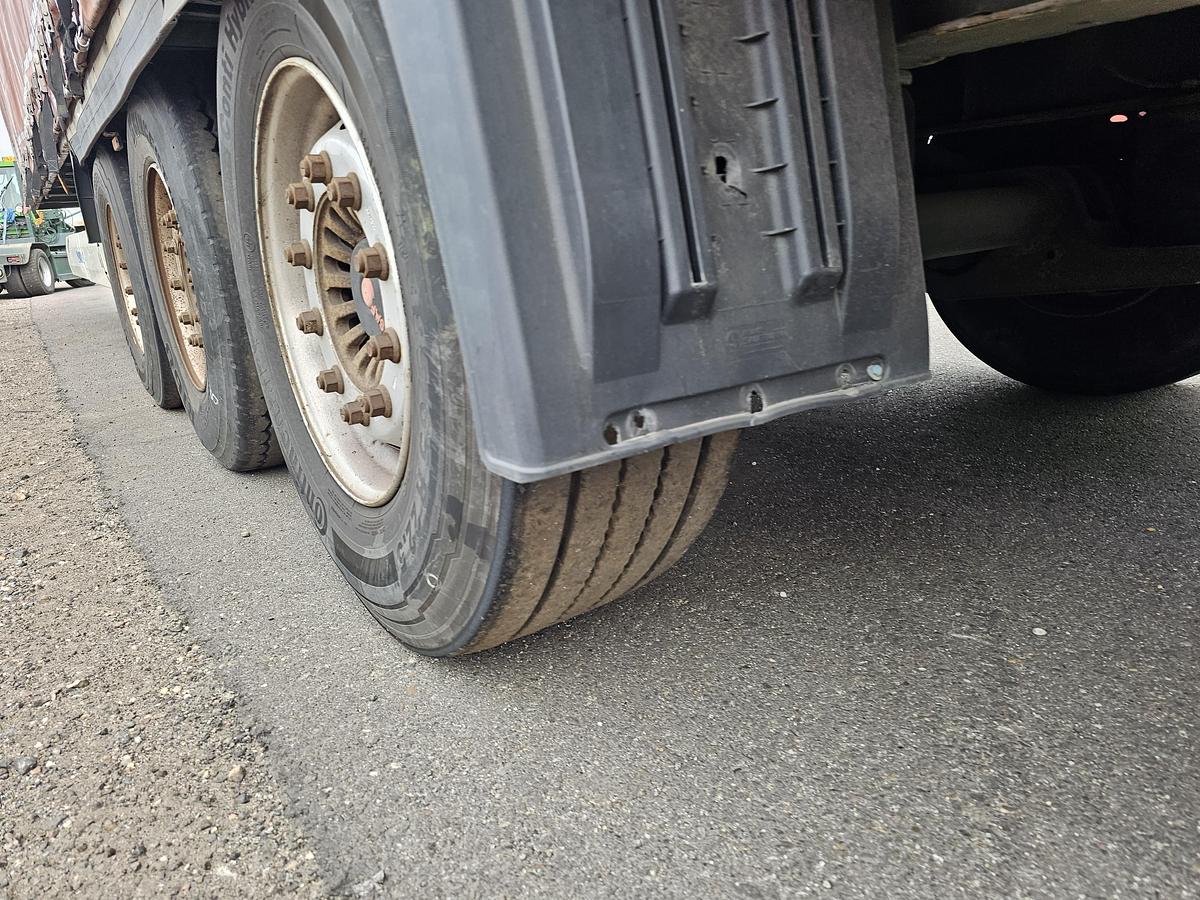 Used 2011 KRONE SD 27 | SAF DISC | NICE CHASSIS .