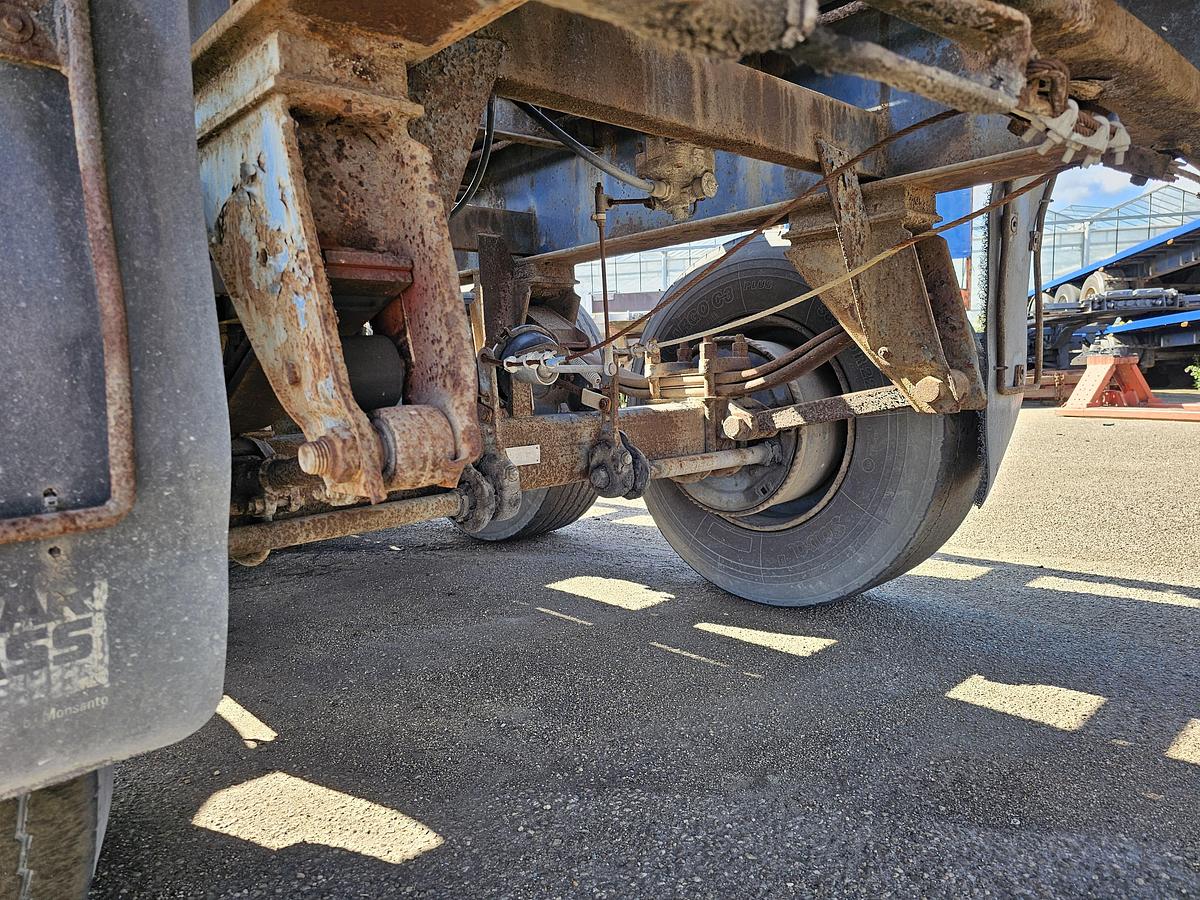 Gebruikt 1984 FLANDRIA OP 3/32T STEEL SUSPENSION / 15 CM BPW DRUM AXLES/ TWISLOCKS 40 FT 2 X 20 FOOT.