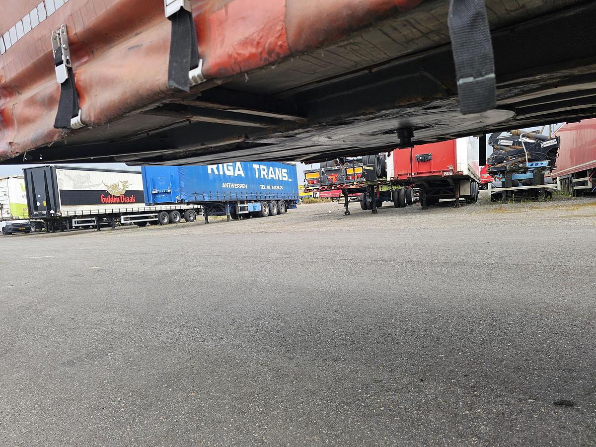 Used 2011 KRONE SD 27 | SAF DISC | NICE CHASSIS .