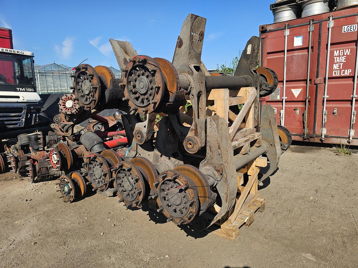Gebruikt 2002 SAF SKRB9019W/ TRAILER AXLE 9 TON /DISC.