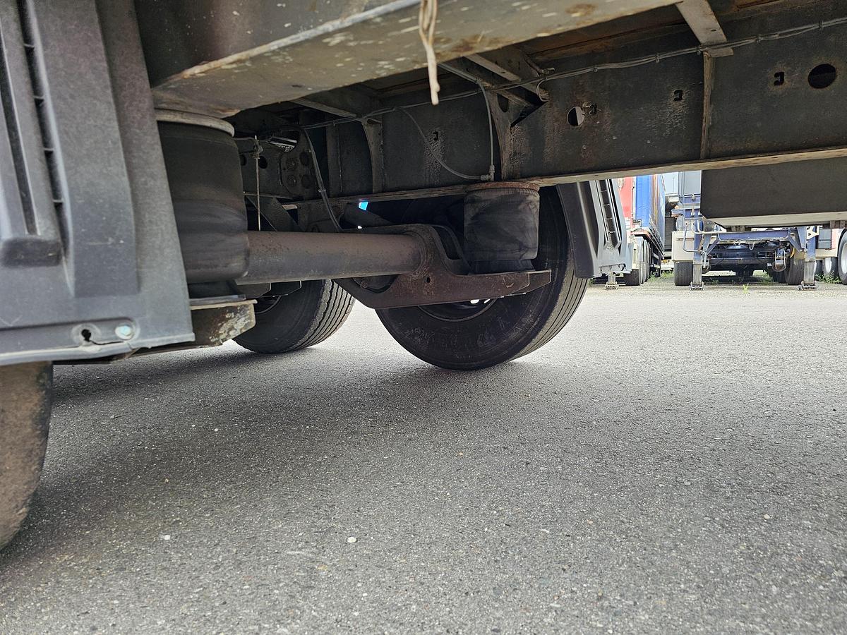 Used 2011 KRONE SD 27 | SAF DISC | NICE CHASSIS .