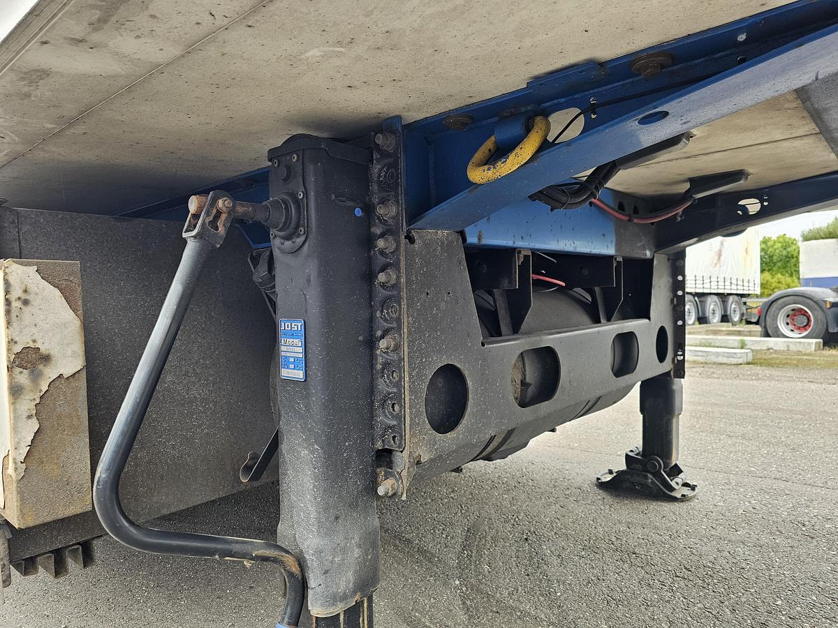 Gebruikt 2008 KRONE SD | FRIGE TRAILER WITH CARRIER | AND LOADING LIFT.