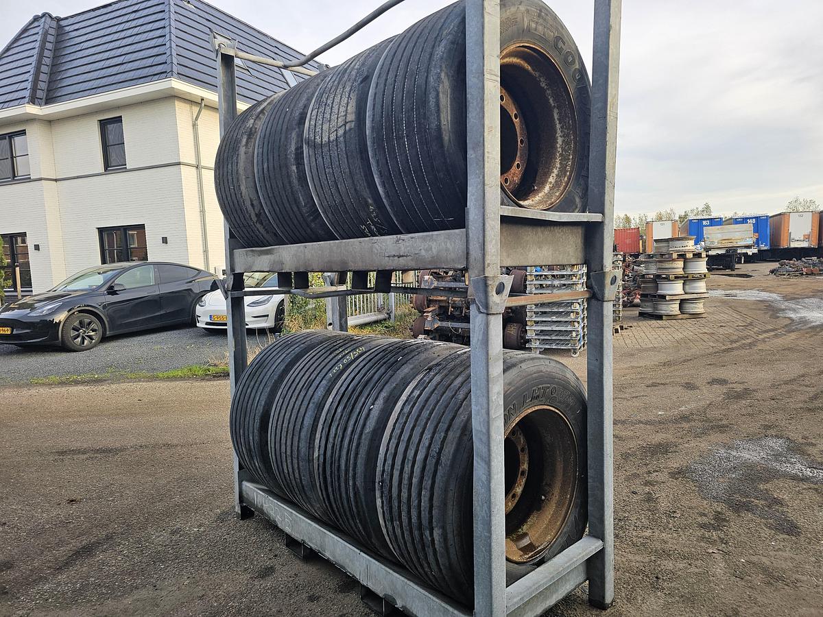 Gebruikt 2016 GOOD YEAR. THON LHT | TRAILER BAND | 435/50 R 22.5| 12,11/7,8 /4/5 MM.PROFIEL.