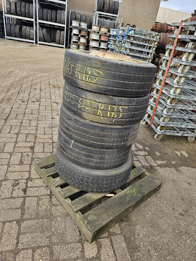 Gebruikt 2005 BRIDEGESTONE R 168