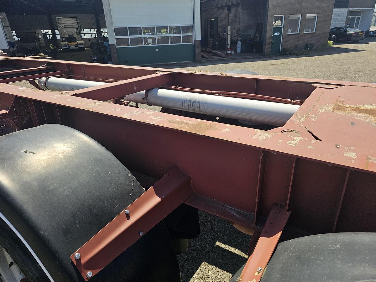 Used 2000 Burg BPO 12-27CCXGX-00. | ADR TANK CHASSIS 20/30 FT | BPW DRUM