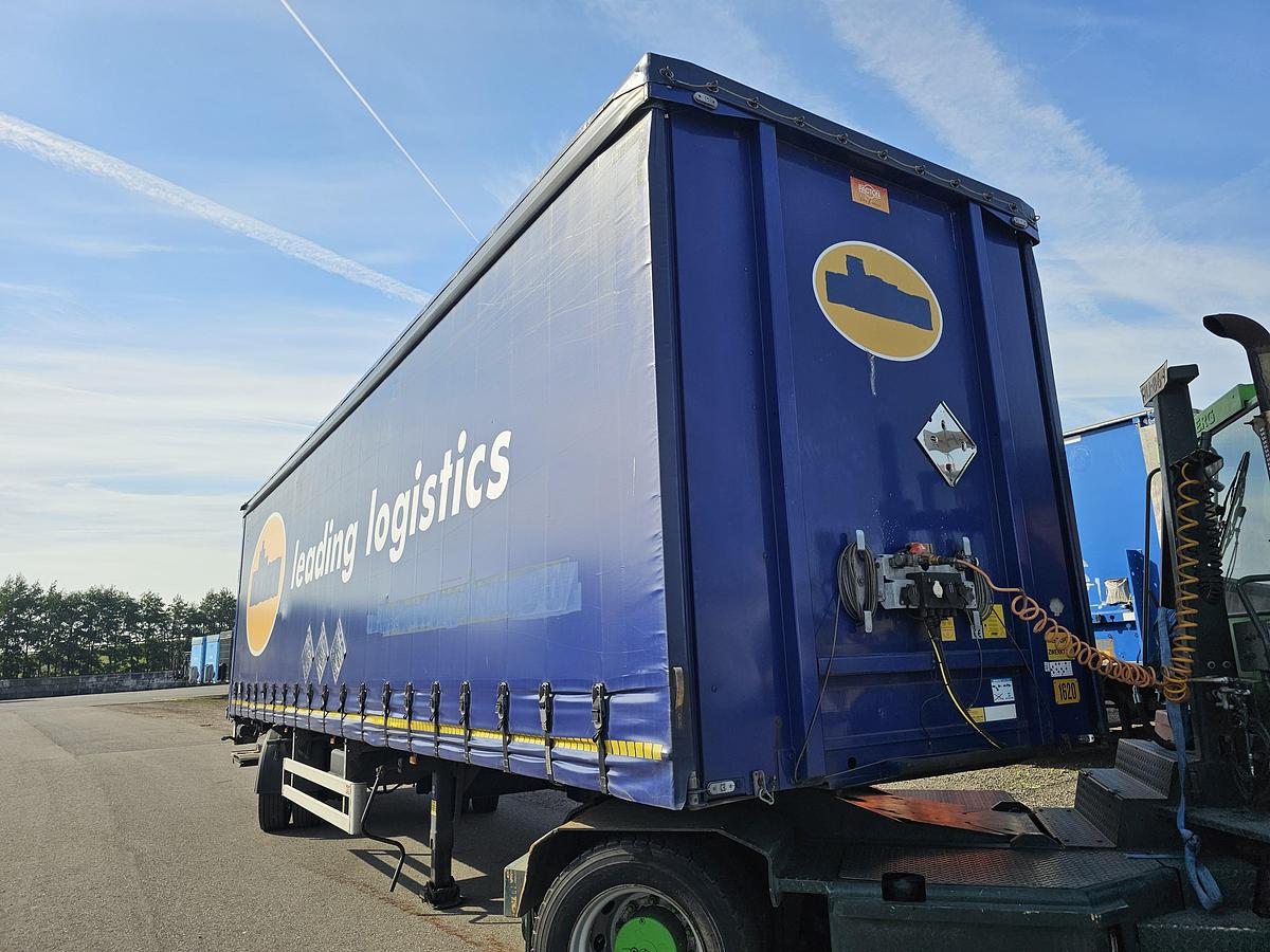 Used 2012 PACTON TBD.122 | SINGLE STEERING AXLE |UNDER SLIDING LOADING LIFT + BATTERIES| DAF DISC| APK /TUV 6-12-2025