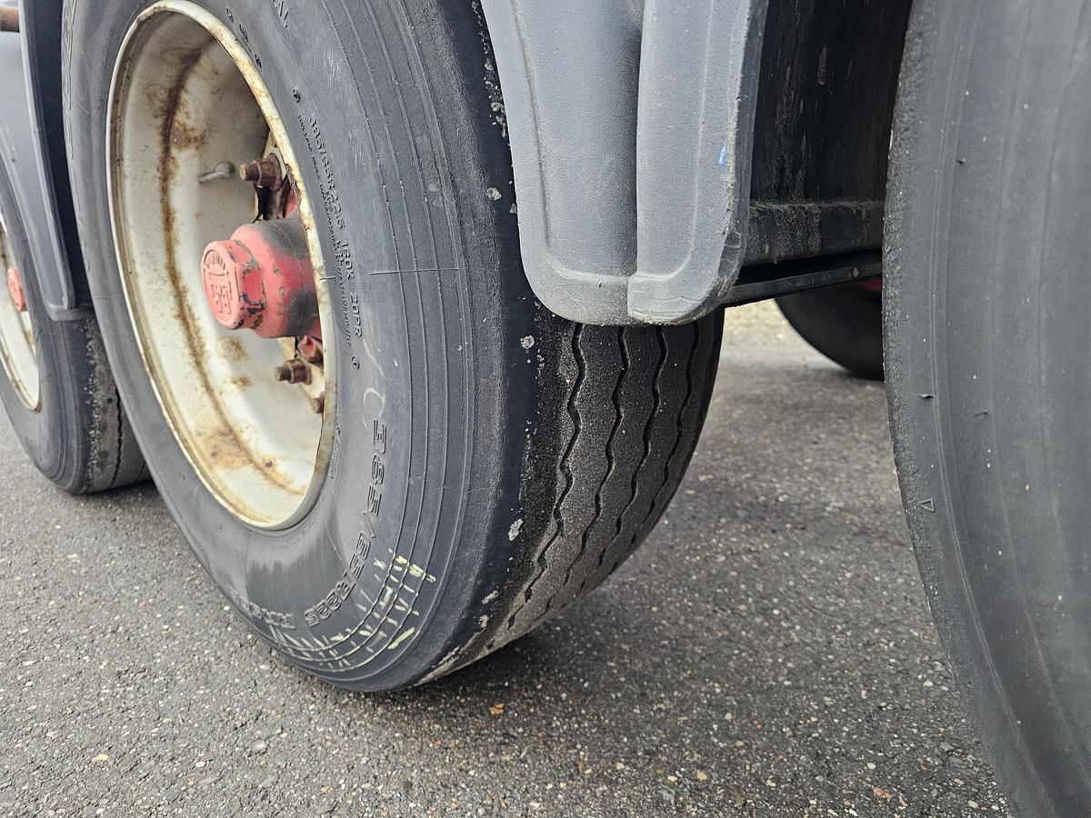 Gebruikt 2003 GROENEWEGEN 45 CC-16-27 TUN | 45 ft 40 ft 2 x 20 fFT | dutch chassis OH-08-JB | bpw drum.