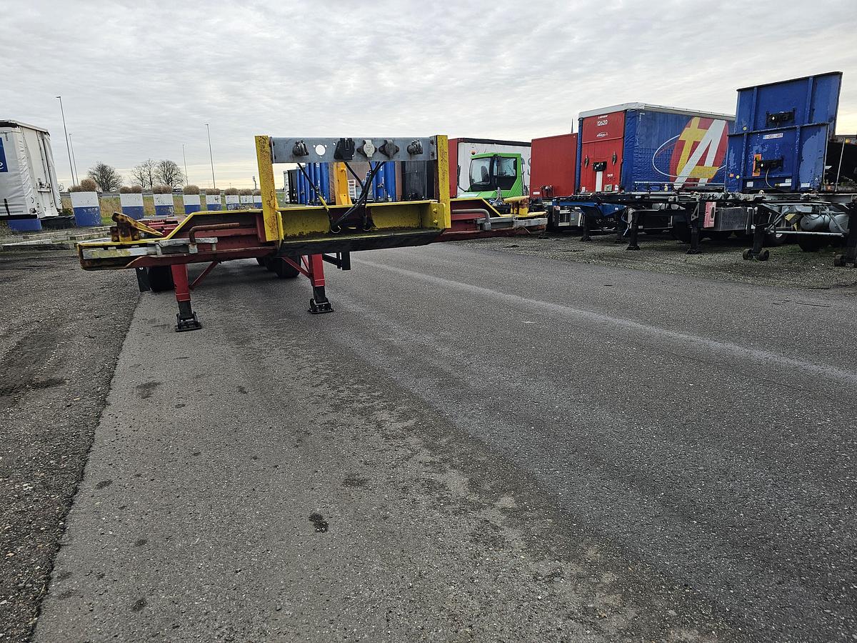 Gebruikt 2003 GROENEWEGEN 45 CC-16-27 TUN | 45 ft 40 ft 2 x 20 fFT | dutch chassis OH-08-JB | bpw drum.