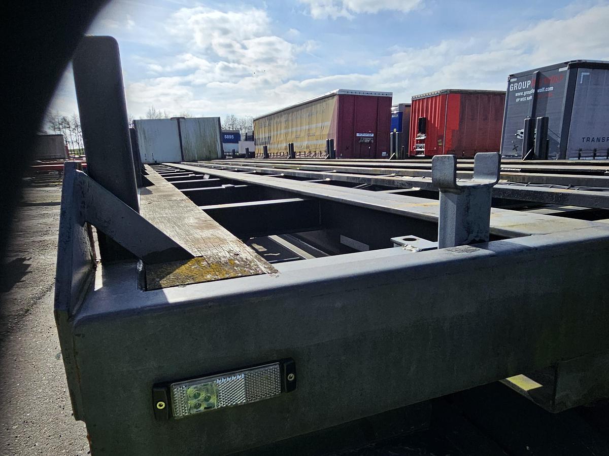 Gebruikt 2001 BURG BPO-12-27 ORXXX | 12.50 MTR | FOR GAS CONTAINERS |. BPW DRUM.