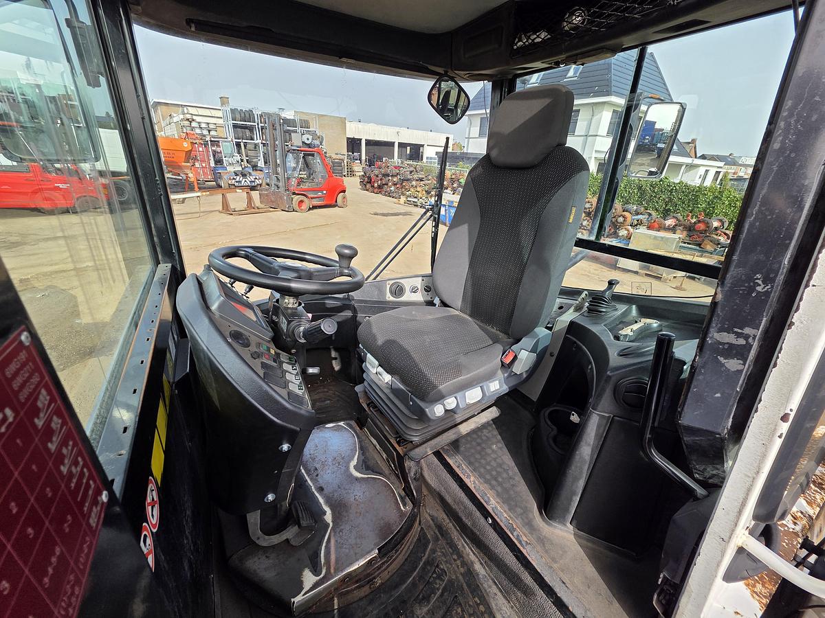 Gebruikt 2011 TERBERG RT 283