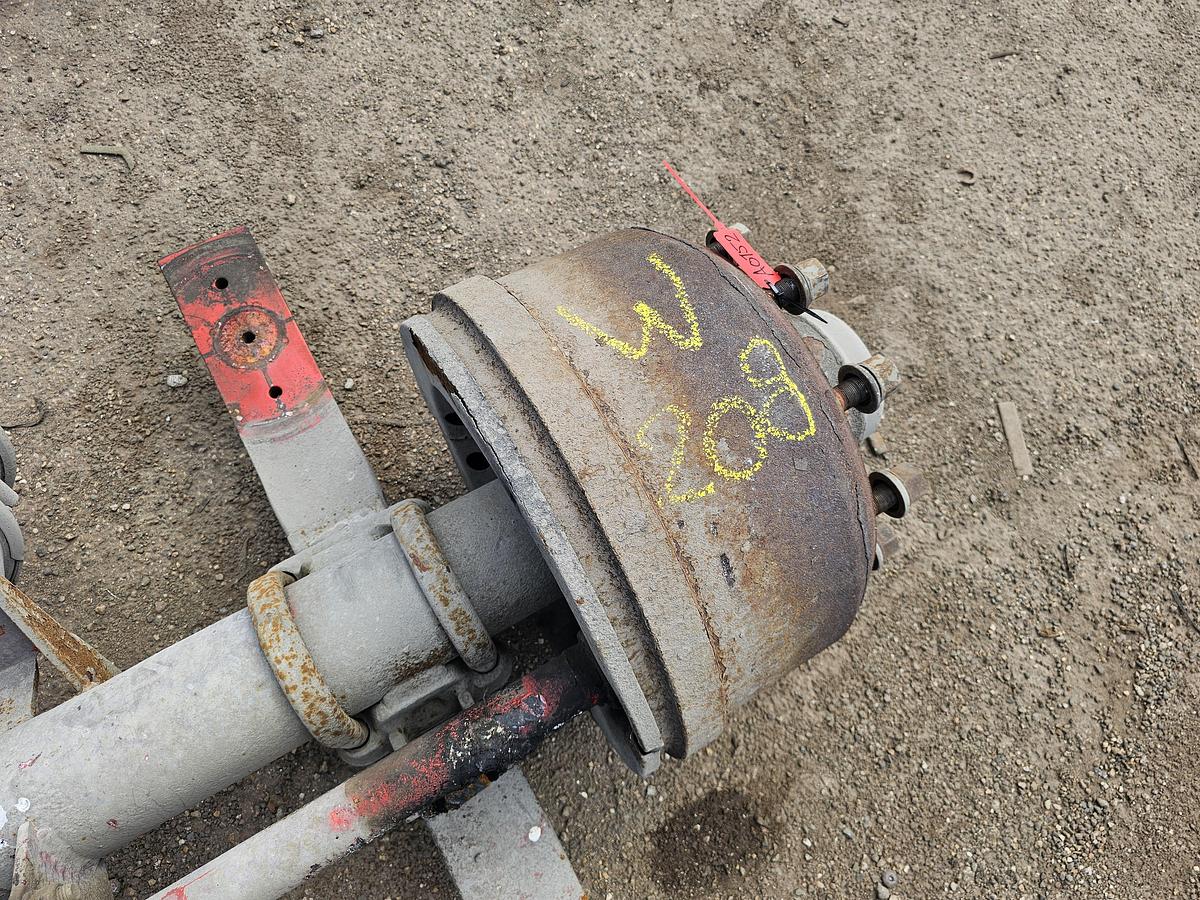 Used 2004 SMB TRAILER AXLE SINGLE TIRES.