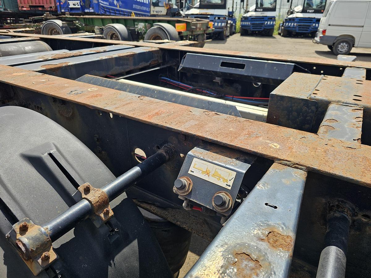 Used 2007 KRONE SD| EXTENDIBLE CHASSIS 40 FT 2 X 20 FT | BPW DISC.