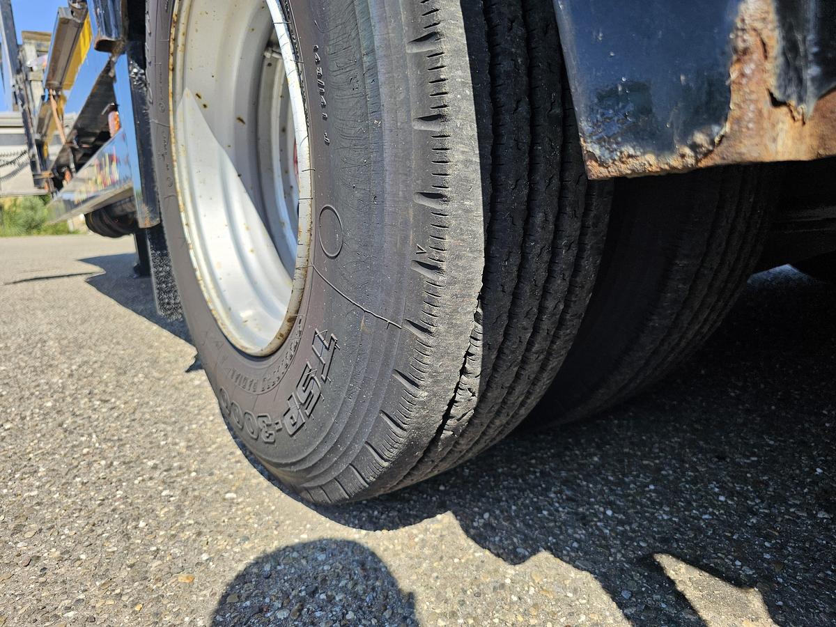 Used 1992 BROSHUIS E 2190/27 | SEMI LOWLOADER | 6 MTR EXTENDIBLE | BEAVER TAIL| SAF DRUM | APK 17-01-2016  |REFURBISHED 2010