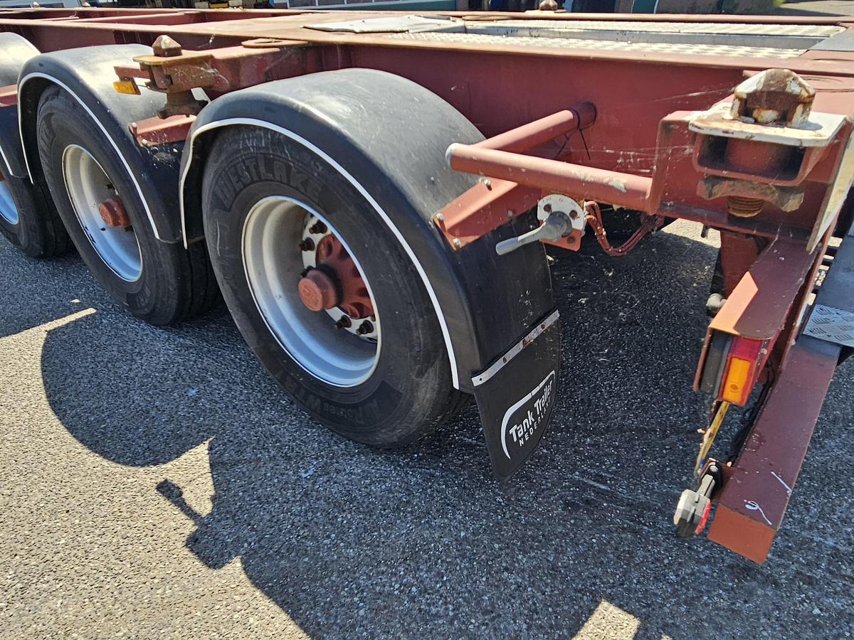 Used 2000 Burg BPO 12-27CCXGX-00. | ADR TANK CHASSIS 20/30 FT | BPW DRUM