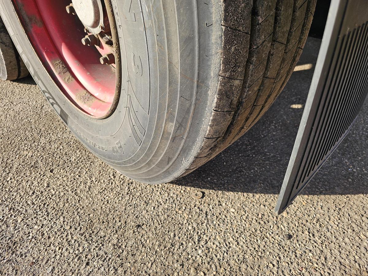 Gebruikt 2005 MKF METALLBAU CS 20 / STEEL SUSPENSION/ ROR DRUM.