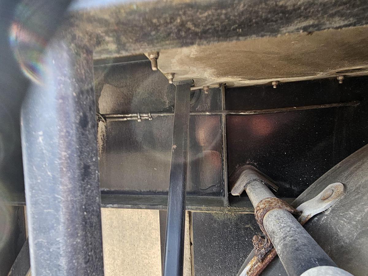 Gebruikt 2005 BURG  BPO 12-10 ORNXX | USED FOR CAS CONTAINERS |. STEEL SUSPENSION