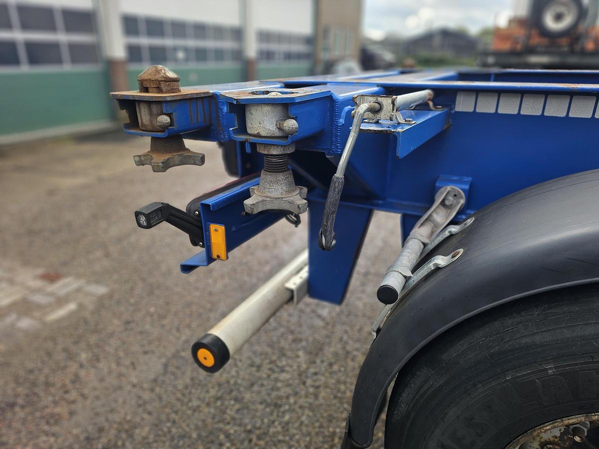 Gebruikt 2018 MENKE JANZEN 40 FOOT STRAIGHT / 2 X 20/30 FOOT./ BPW DRUM / STEEL /STEEL SUSPENSION / LIKE NEW.