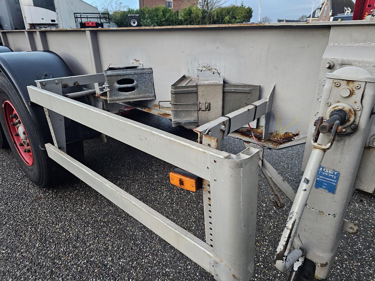 Gebruikt 2000 RENDERS ROC 12 27 CC 30