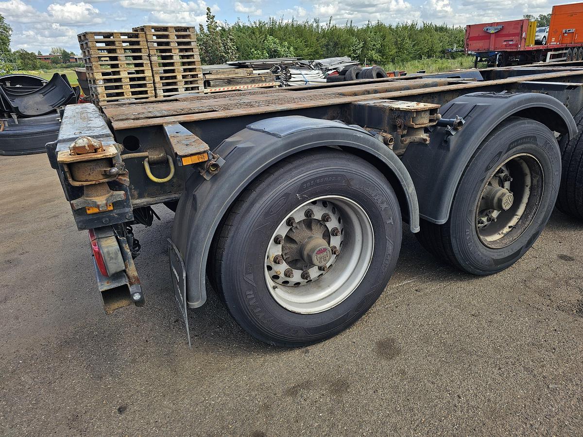 Used 2007 KRONE SD| EXTENDIBLE CHASSIS 40 FT 2 X 20 FT | BPW DISC.